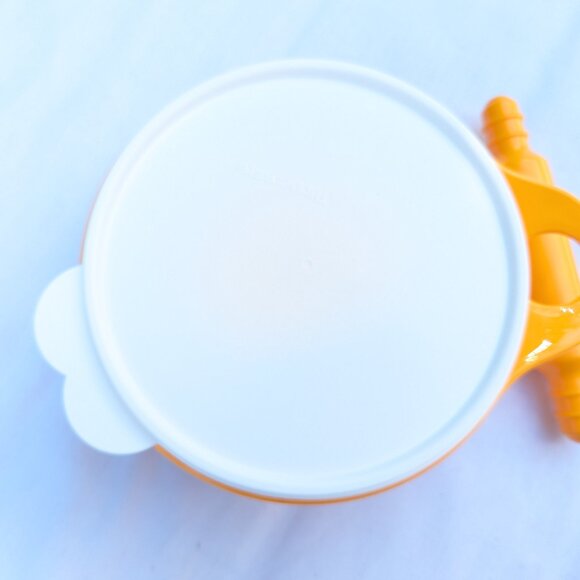 Brand New! TUPPERWARE - Kids baking set in sunshine yellow - Picture 5 of 6